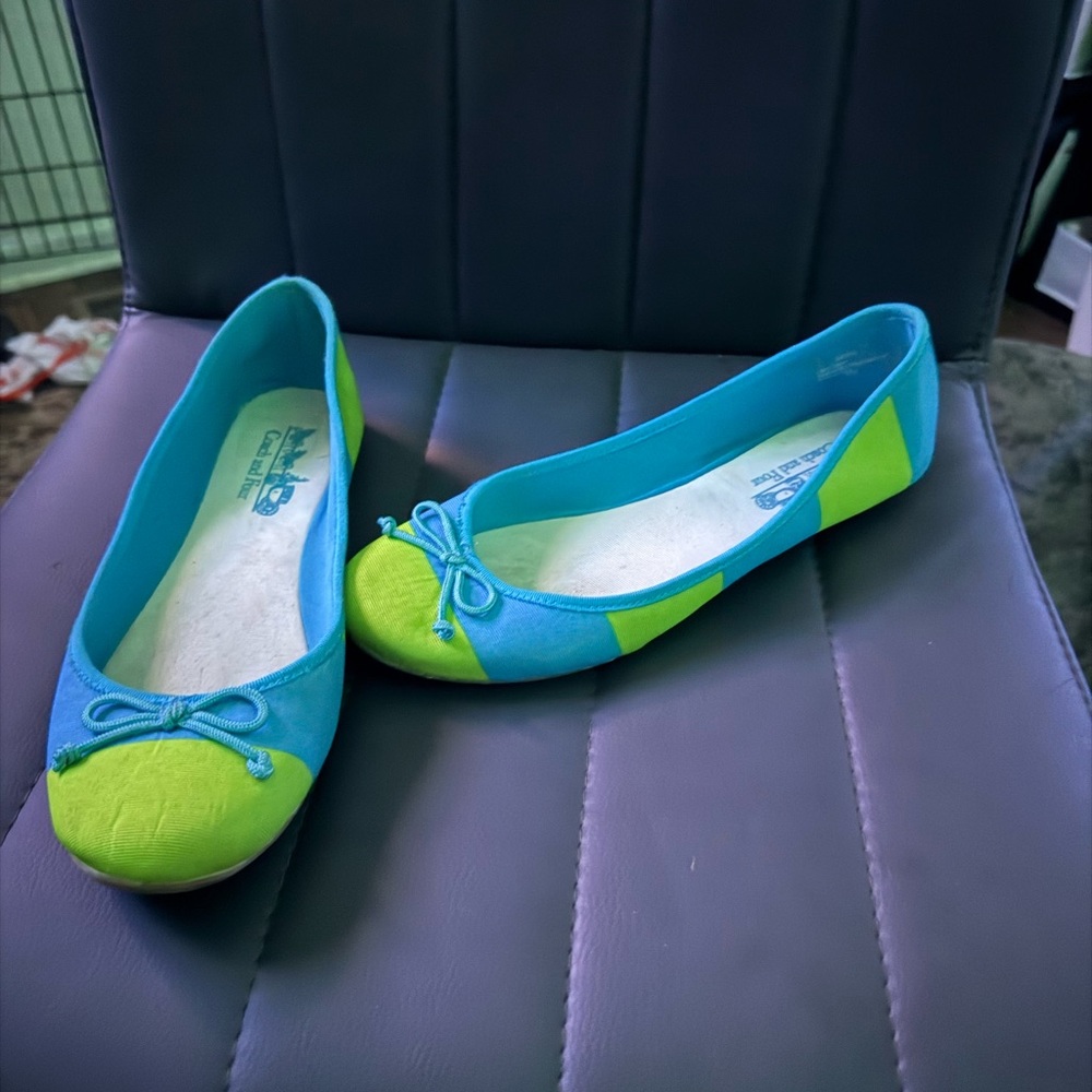 Coach and Four Green & Blue Lindsay Flats Size 8.5